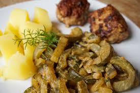 Die liste der ausnahmen vom einreiseverbot nach deutschland ist lang. Schmorgurken Ein Lausitzer Rezept Nach Omas Art