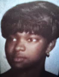 Earl Liles's Instagram, Twitter & Facebook