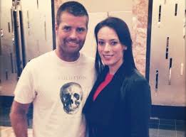 His passion for food and a healthy lifestyle inspires individuals and families around the world. 7 Times Pete Evans Was A Total Dumbass