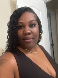 I just wanna say, i don't like none y'all in this group, i gave up sweets  for Lent but y'all about to make me plug up the KA. lol.