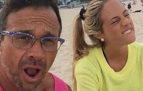 El periodista y conductor televisivo sergio lapegüe fue víctima este sábado de la inseguridad que azota al conurbano bonaerense luego de que . Me Case Dos Veces Con La Misma Mujer Sergio Lapegue Conmovio A Todos Con Su Historia De Amor Espectaculo El Intransigente