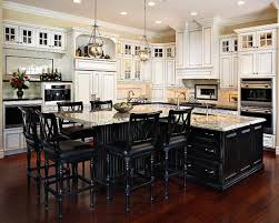 Love The Colors And Island Traditional Kitchen L Shaped Kitchen Layouts Design Pictures Traditional Kitchen Island Functional Kitchen Island Classic Kitchens