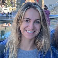 Sally Compton's Instagram, Twitter & Facebook