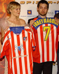 Spider-Man 2 x Atletico Madrid jersey collaboration. Actor Tobey Maguire  receives an Atletico de Madrid jersey during the Spanish premiere of 