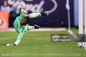 Image result for tbn:hGp17KPYydWaiM::blogs.nypost.com/sports/soccer/photos/Eto%27o.jpg