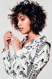 37 Cute Curly Hairstyles For Women Curly Hair Styles Short Curly Hair Short Curly Hairstyles For Women