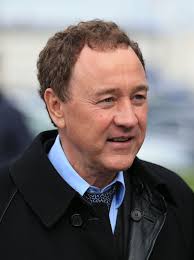 Footie tycoon Steve Gibson sacks blundering chauffeur who sent text to his  wife calling her 'f*** nuts'