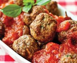 Boulettes De Viande Frites Dans Une Sauce A La Tomate Recette Boulette De Viande Recette Quenelle Sauce Tomate Boulette
