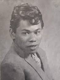 Do re mi is a 1966 malaysian comedy film directed by and starring p. Little Giant