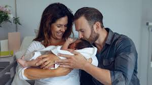 Bonding with your baby can be one of the most special experiences you can have with your child. Bonding Mit Deinem Baby Der Start Einer Tiefen Beziehung Echte Mamas