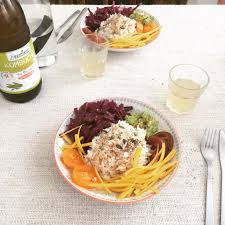 L Arc En Ciel Dans L Assiette Le Feu D Artifices Dans Les Papilles Buddha Bowl Tout Frais Riz Thai Bl Salade Chou Rouge Salade De Chou Chou Rouge