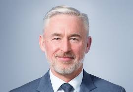 Transmission's Critical Role in Decarbonizing New England: Keynote by FERC  Chairman Richard Glick Panel: Improving Transmissio