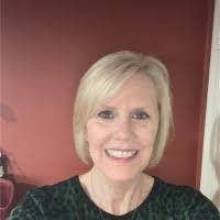 Karen Whetstone's Instagram, Twitter & Facebook