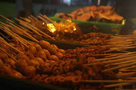 Berdasarkan pengalaman para pelaku usaha dalam bisnis ini, modal usaha angkringan tidak terlalu besar. Contoh Bisnis Kecil Yang Keuntungannya Dahsyat Bisnis Angkringan