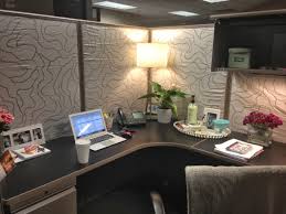 Office decor ideas for men. Cubicle Desk Decor Office Cubicle Decor For Men 640x480 Download Hd Wallpaper Wallpapertip