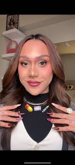 Conoce a Alba en la nueva temporada de “Love La Serie” por YouTube 🏳️...