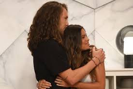 Apple sherbet with tropical flair and sharp vitality. Carolina Loureiro E Vitor Kley Recordam Episodio Em Que Se Conheceram Rolou Alguma Coisa