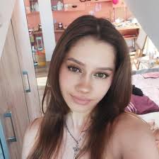 Ala Adamczyk w osoby