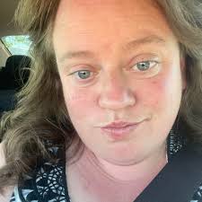 What items are needed to help a homeless family in winter?