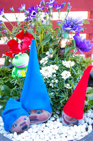 I have also included a pattern for the beard, mittens, and nose. Diy Garden Gnomes Rocks How To Image Transfer On Rocks