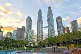 Kuala lumpur tourism kuala lumpur hotels kuala lumpur bed and breakfast. Ingatkan Untuk Tengok View Cantik Je Ini Fungsi Sebenar Skybridge Klcc Ramai Salah Anggap