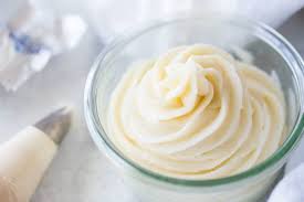 Cream Cheese Frosting Fluffy Stiff For Piping Baking A Moment Stiff Buttercream Frosting Recipe Recipes With Whipping Cream Cream Cheese Frosting