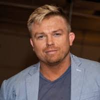 Craig Scott's Instagram, Twitter & Facebook