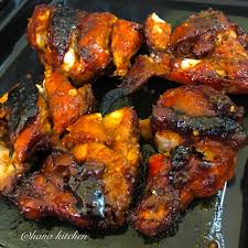 Masak ayam dengan bawang, jahe, merica, garam dan air hingga empuk, berubah warna. Resipi Ayam Bakar Madu Ala Bazar Ramadan Rupanya Ini Nak Tambah Sedap Keluarga