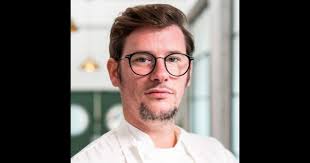 Who is Great British Menu 2022 chef, Stuart Ralston?