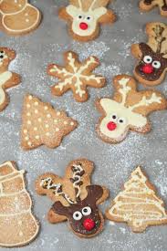 Amusez Vous A Deguiser Ces Sables Aux Epices Et Zestes D Orange En Renne De Noel Sables De Noel Biscuit De Noel Gouter De Noel