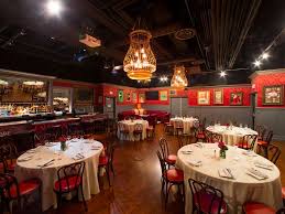 This company has two beautiful venues, the classic archway chapel, and the modern imperial chapel. The 13 Best Las Vegas Wedding Venues