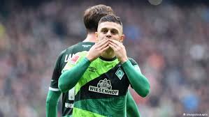 Saisonfinale mit torvorhersage von augustinssons mutter | werder.tv inside vor fc augsburg. Werder Bremen Fertigt Augsburg Ab Sport Dw 10 02 2019