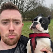 Declan Robinson (@decrob1990)