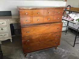 Additionally, there are 30 thomasville home furnishing stores which carry only thomasville products. Thomasville Chair Company Dresser Antiques Board