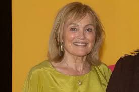 Irish woman Sarah Cullimore lost four stone after struggling with fad diets 