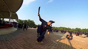 Silat cekak dizahirkan semula pada 28 disember. Silat Cekak Pusaka Ustaz Hanafi Malaysia Goproh3 Slowmo Youtube