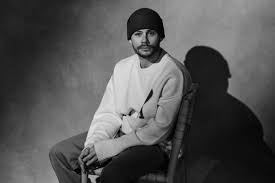 Dylan OBrien Talks James Sweeneys Twinless, Taylor Swift