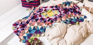 Diese decke ist eleganter und dekorativer als andere. Decke Hakeln Anleitung Fur Eine Kuschelige Patchwork Decke