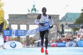 Here S How Fast The World S Best Marathoners Can Run Berlin Marathon Marathon Berlin