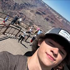 Nate Wilbers in minsken