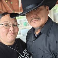 Anybody in San Antonio area make custom rings like this ? TIA