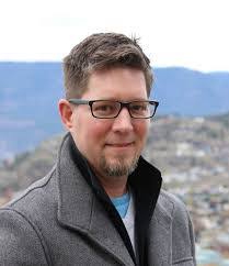 Scott Mayne's Instagram, Twitter & Facebook