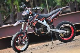 Kawasaki D Tracker 150 Berubah Supermoto Kaki Kaki Bikin Ngiri Gridoto Com