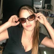 Desirae Thomas's Instagram, Twitter & Facebook