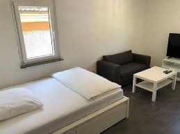Diese großzügige wohnung besticht neben einem herrschaftlichen wohnzimmer vor allem durch einen großen balkon in westausrichtung. Wohnung Mieten In Vaihingen