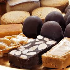 There are two main kinds of turron. Popular Spanish Christmas Desserts Foreverbarcelona