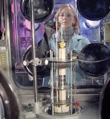 Write Short Note On Electrolytic Refining Of Metals.