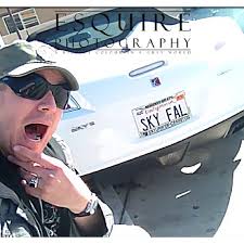 What does my wondering eye spy at 7-Eleven? A car w/ the "…