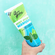Therefore describing this product everyone is raving about, i'm not being picky, i'm just telling you my unbiased opinion about it. Queen Helene Mint Julep Mask