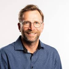 Jodi Sommer's Instagram, Twitter & Facebook